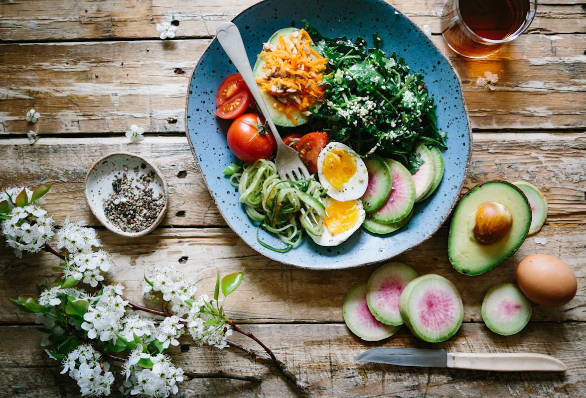 Routine quotidienne saine et habits alimentaires